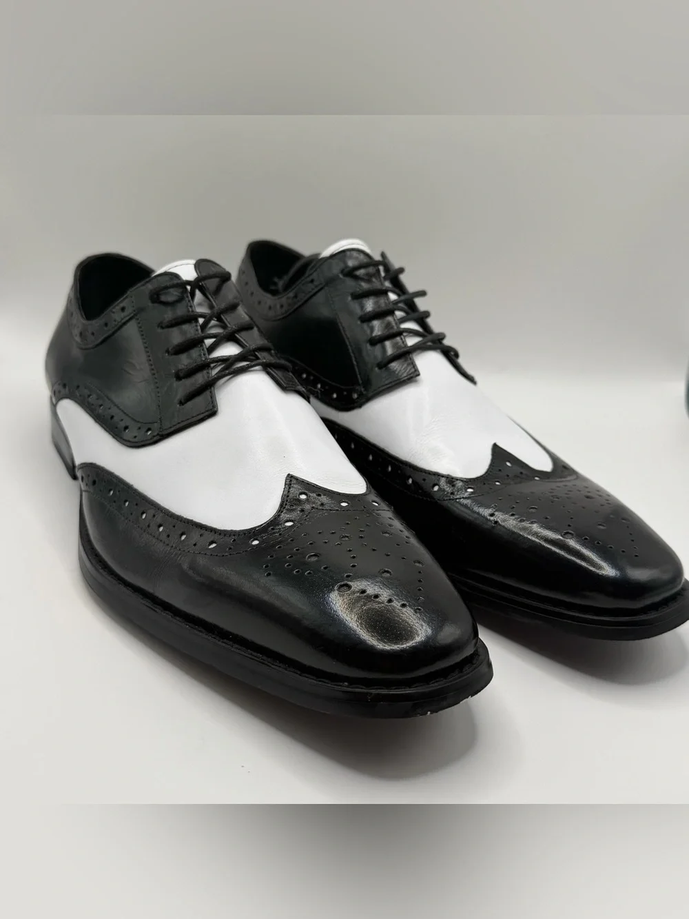 Stacy Adams Black and White Two-Tone Wingtip Oxfords